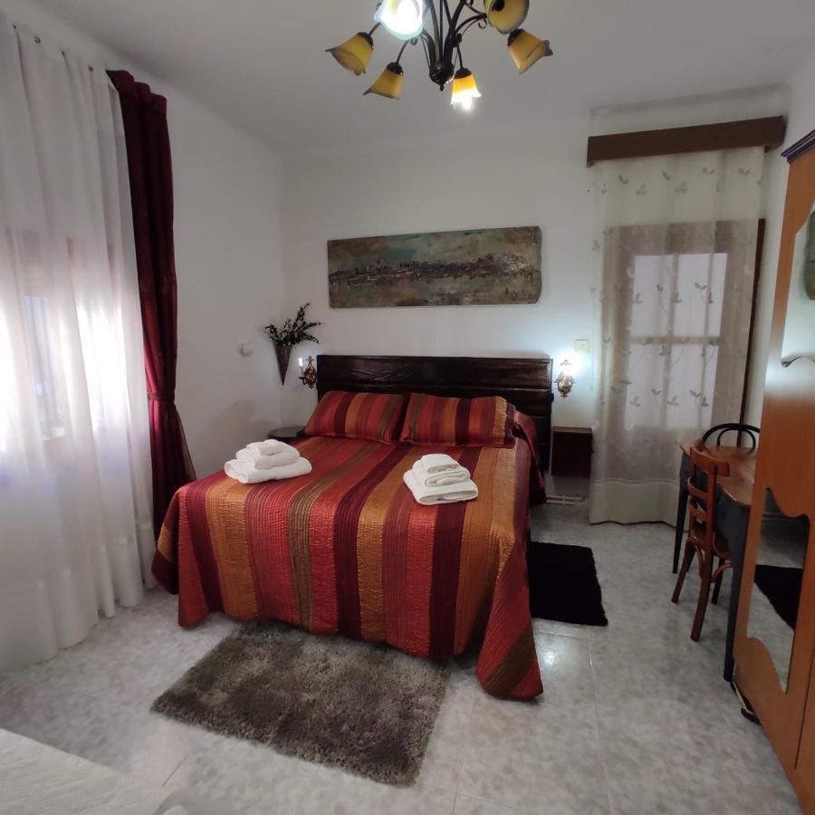 Acogedor Alojamiento Membrilla Esterno foto