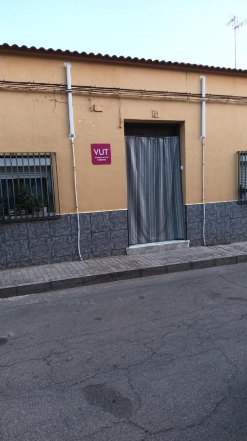 Acogedor Alojamiento Membrilla Esterno foto