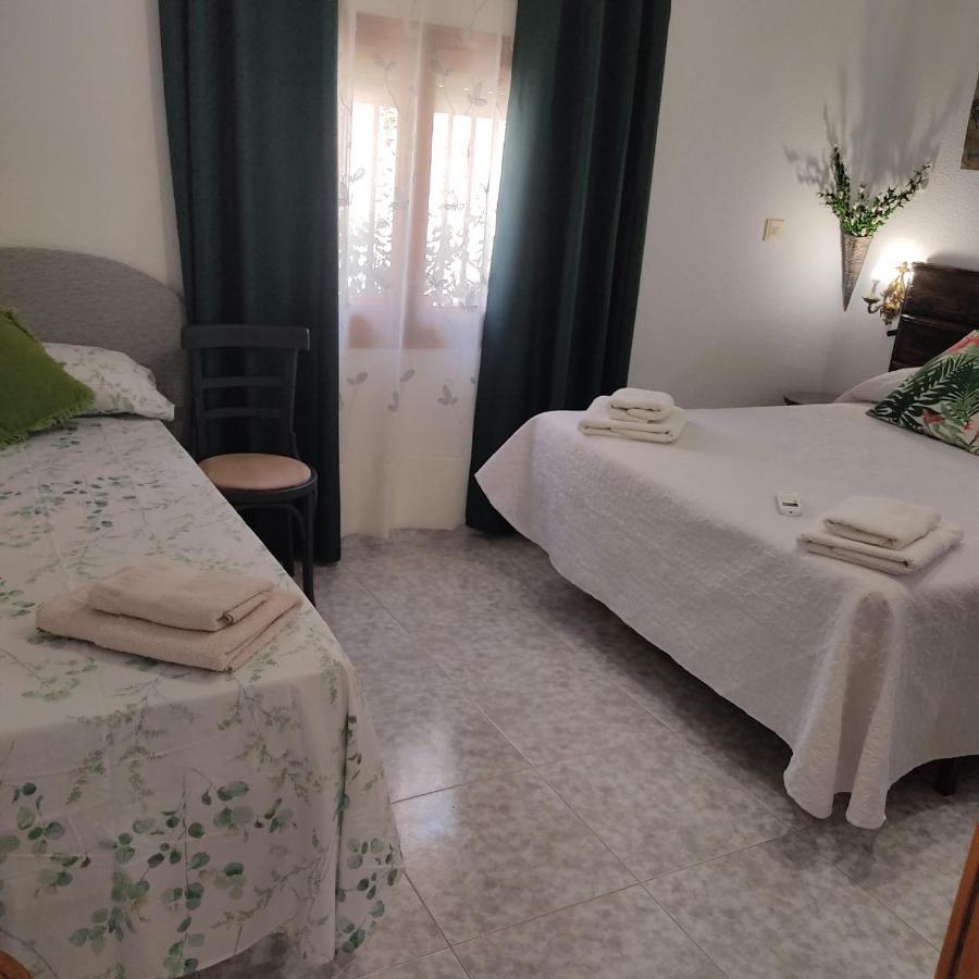Acogedor Alojamiento Membrilla Esterno foto