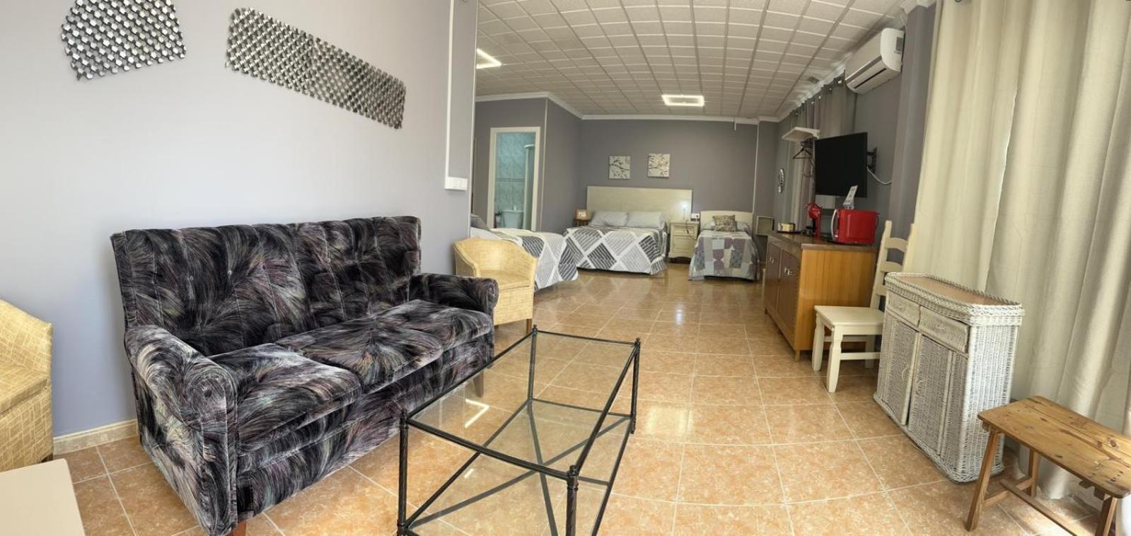 Acogedor Alojamiento Membrilla Esterno foto